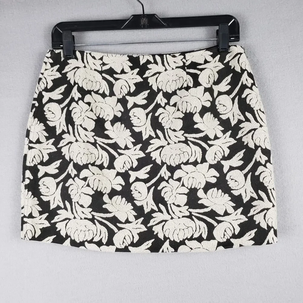 Rachel Roy Size 4 Jacquard Floral Mini Skirt‎ Black Cream Neutral Office Siren